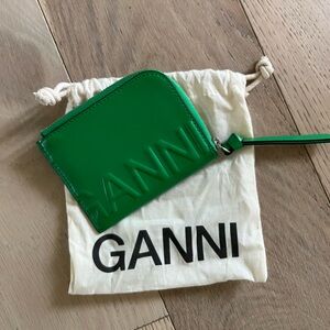 NEW GANNI Green leather zip wallet